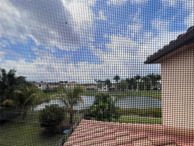 Building Photo - 422 SE 34th Terrace