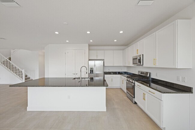 Building Photo - Resort Style Amenities - 2024 Home