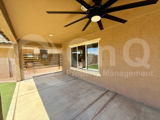 Building Photo - 9528 Desert Fauna Loop