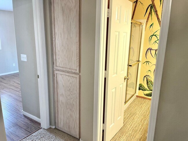 Building Photo - Hidden Gem in Gated Community - Summerlin