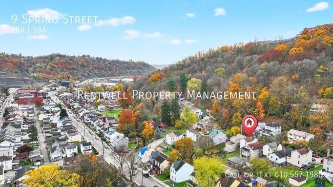 Building Photo - 9 1/2 Spring St