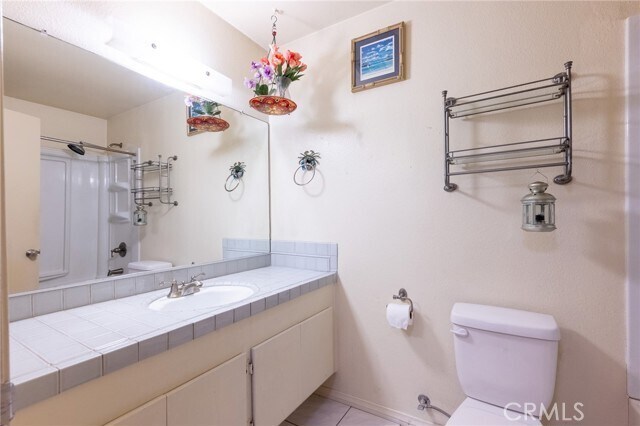 Building Photo - 324 S Palo Cedro Dr