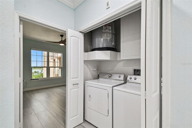 Building Photo - 5000 Culbreath Key Way
