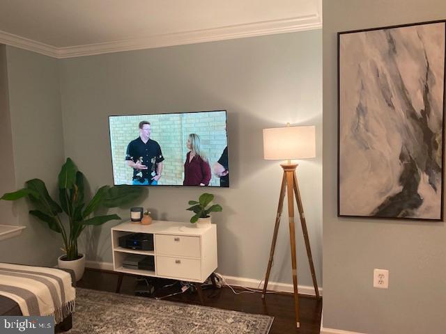 Building Photo - 1308 Clifton St NW