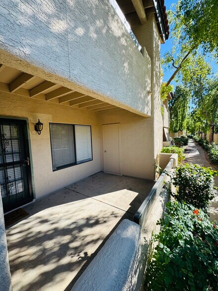 Building Photo - 7008 E Gold Dust Ave