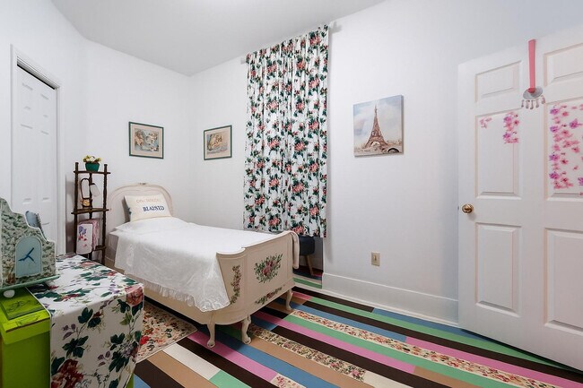 Building Photo - 1022 Wise St