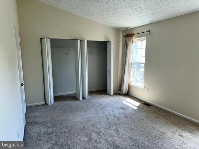 Building Photo - 5032 Merganser Ct