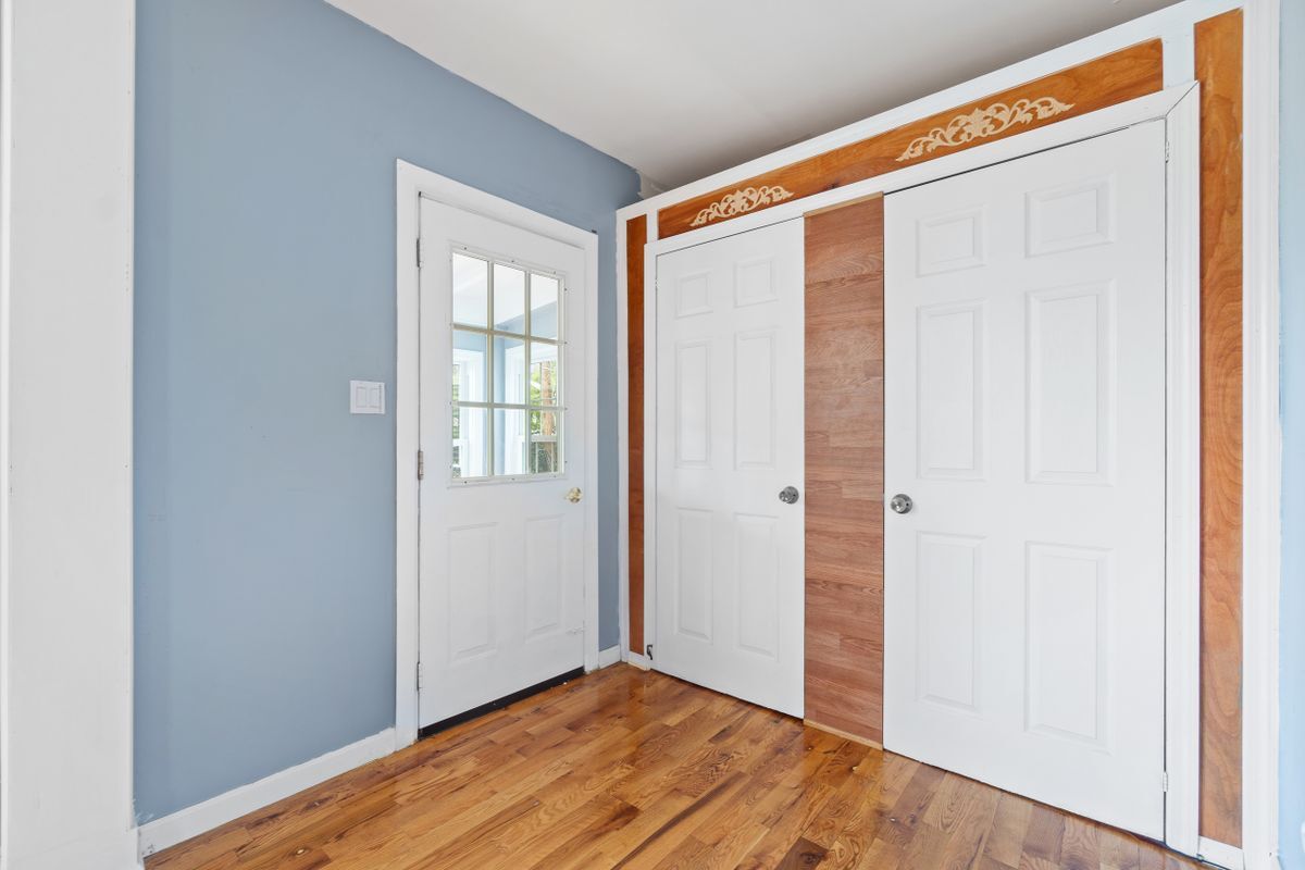 Building Photo - 14-16 Treacy Avenue, 2