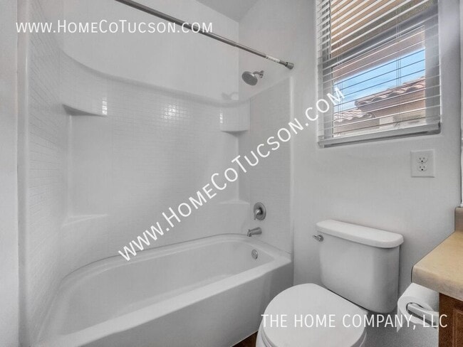 Building Photo - 6876 S Benedetti Ct