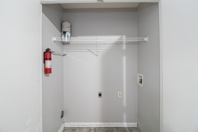 Building Photo - 363 Peabody Dr