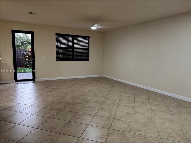 Building Photo - 9132 SW 227th Ln