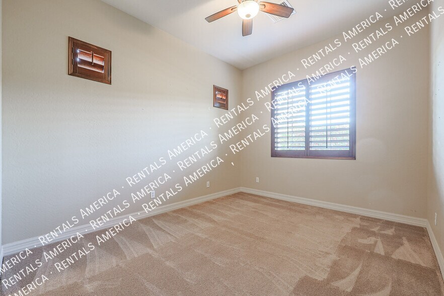Building Photo - 12439 E Lupine Ave