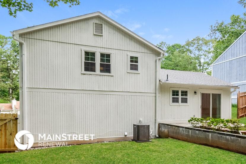 Building Photo - 5097 Martins Crossing Rd