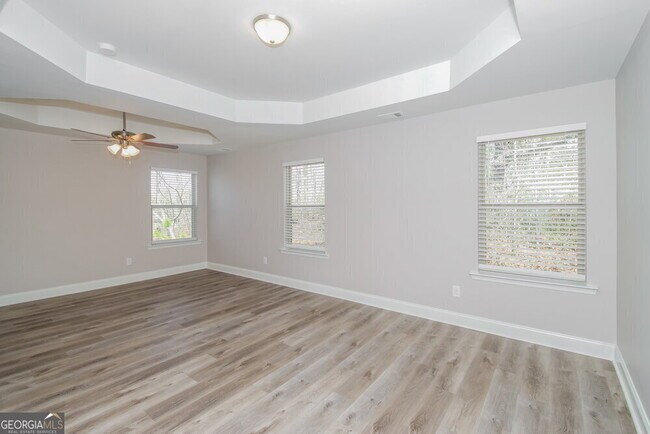 Building Photo - 313 Kenmore Ct
