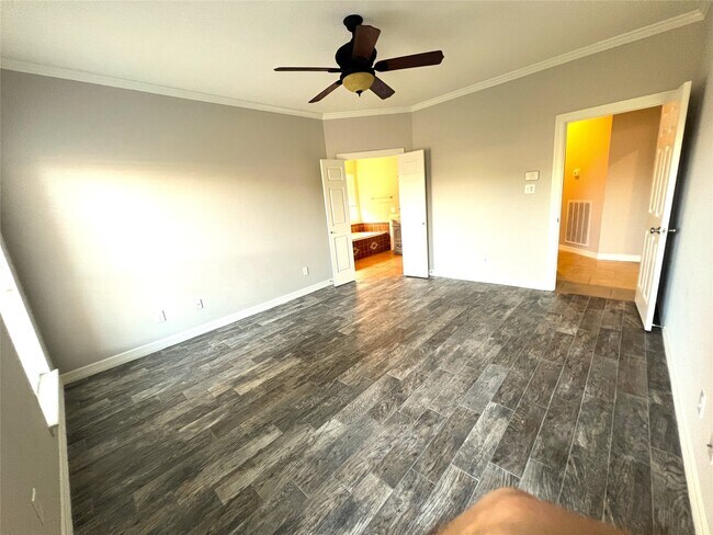 Building Photo - 7206 N Fawn River Cir