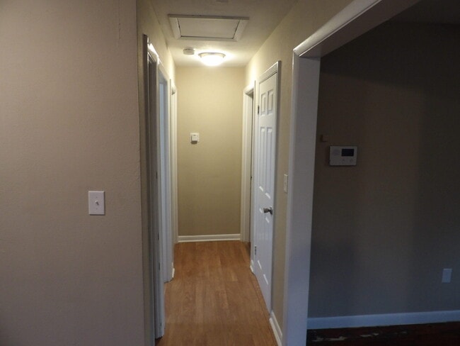 Building Photo - 146 Allnutt Dr