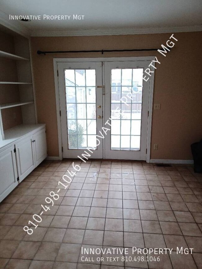 Building Photo - 611 Roome Ct