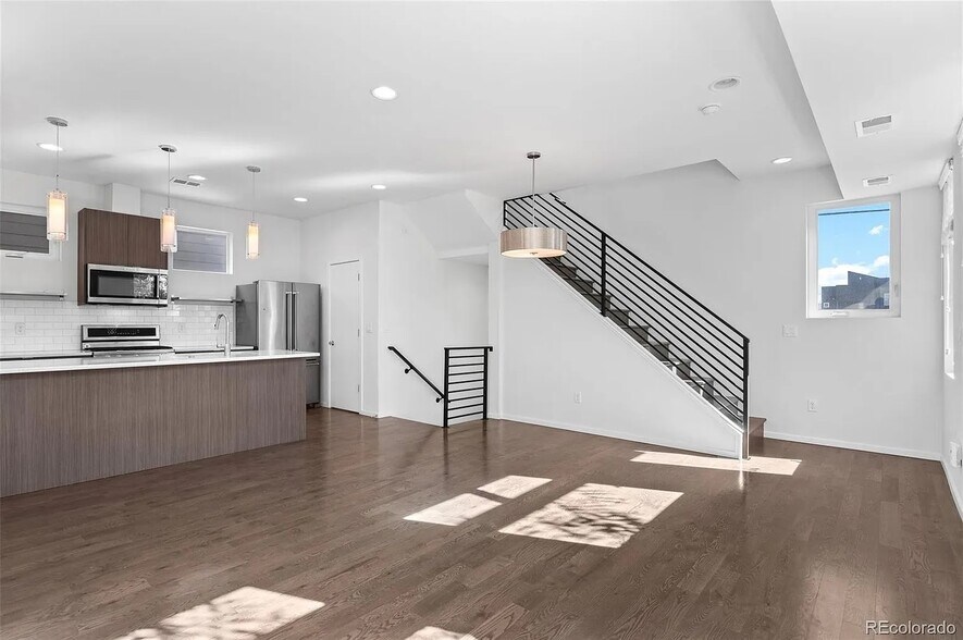 Building Photo - 1238 Quitman St