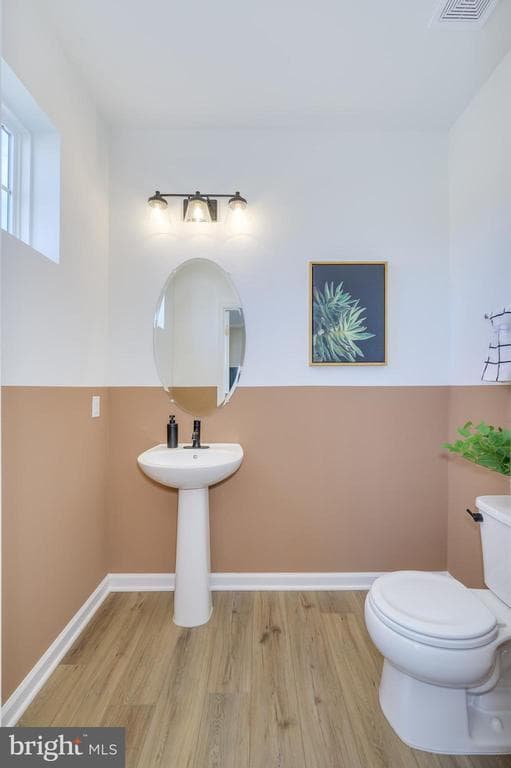 Building Photo - 201 Hillsdale Pl