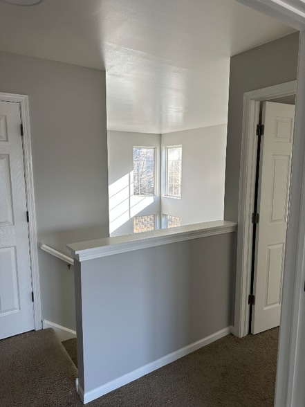 Building Photo - 39153 Welsh Ln