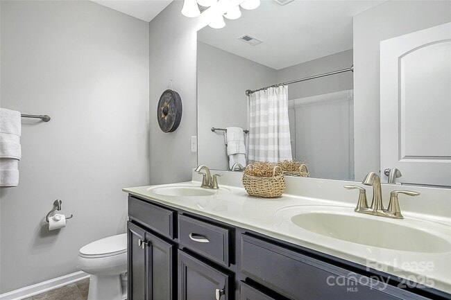 Building Photo - 9449 Glenburn Ln