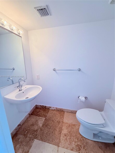 Building Photo - 41 SE 5th St