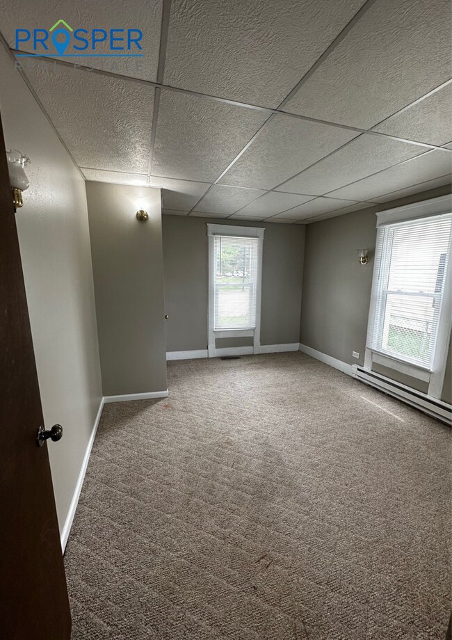 Building Photo - FA908X