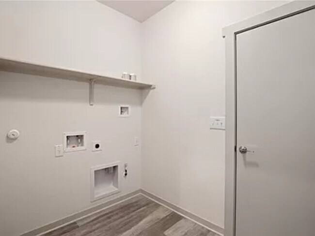 Building Photo - 7717 Lowenfield Dr