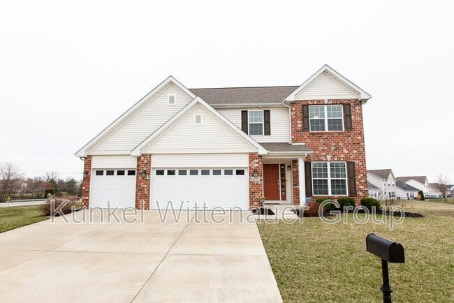 Primary Photo - 2724 Ambridge Dr
