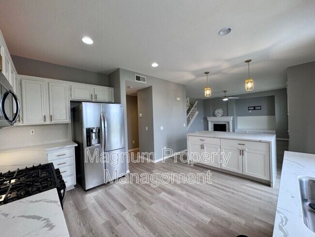 Building Photo - 32358 Gardenvail Dr