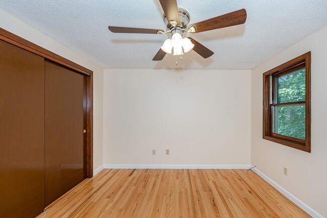 Building Photo - 44 Gillis St