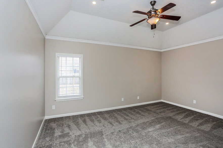 Building Photo - 9250 Speerberry Cir