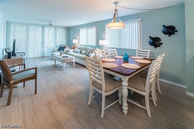 Building Photo - 270 Naples Cove Dr