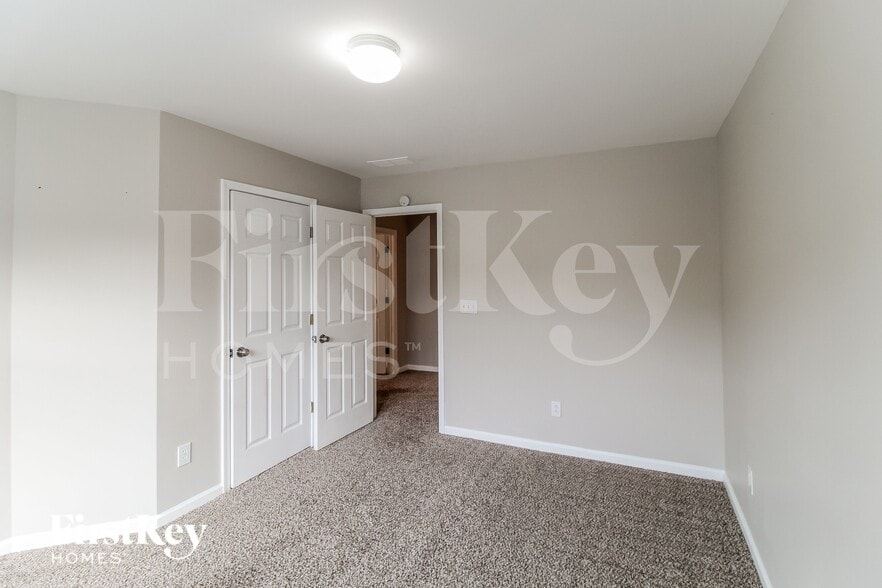 Building Photo - 1720 Maybell Trail