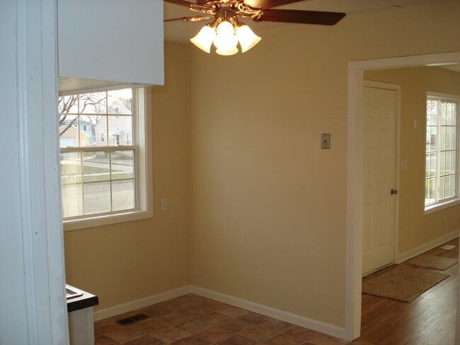 Building Photo - Three Bedroom One Bath Home Available May 10th