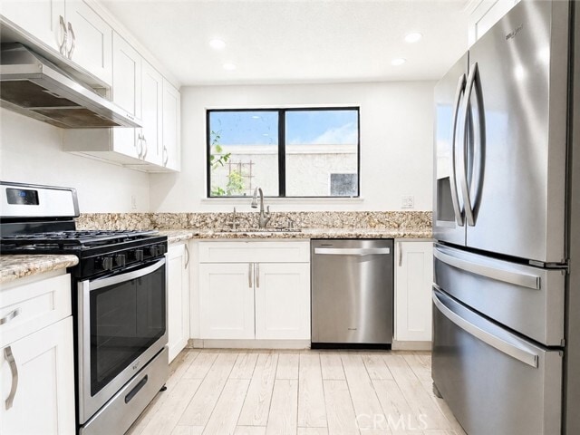 Building Photo - 27943 Ridgebrook Ct