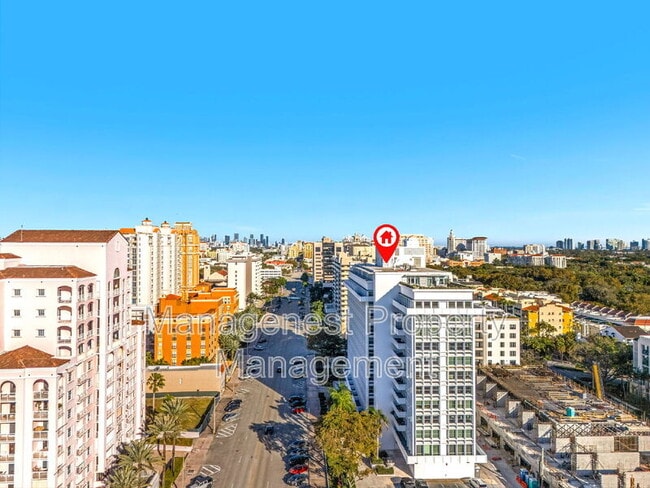 Building Photo - 700 Biltmore Way