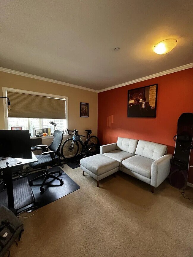 2nd Bedroom - 1125 E Olive St