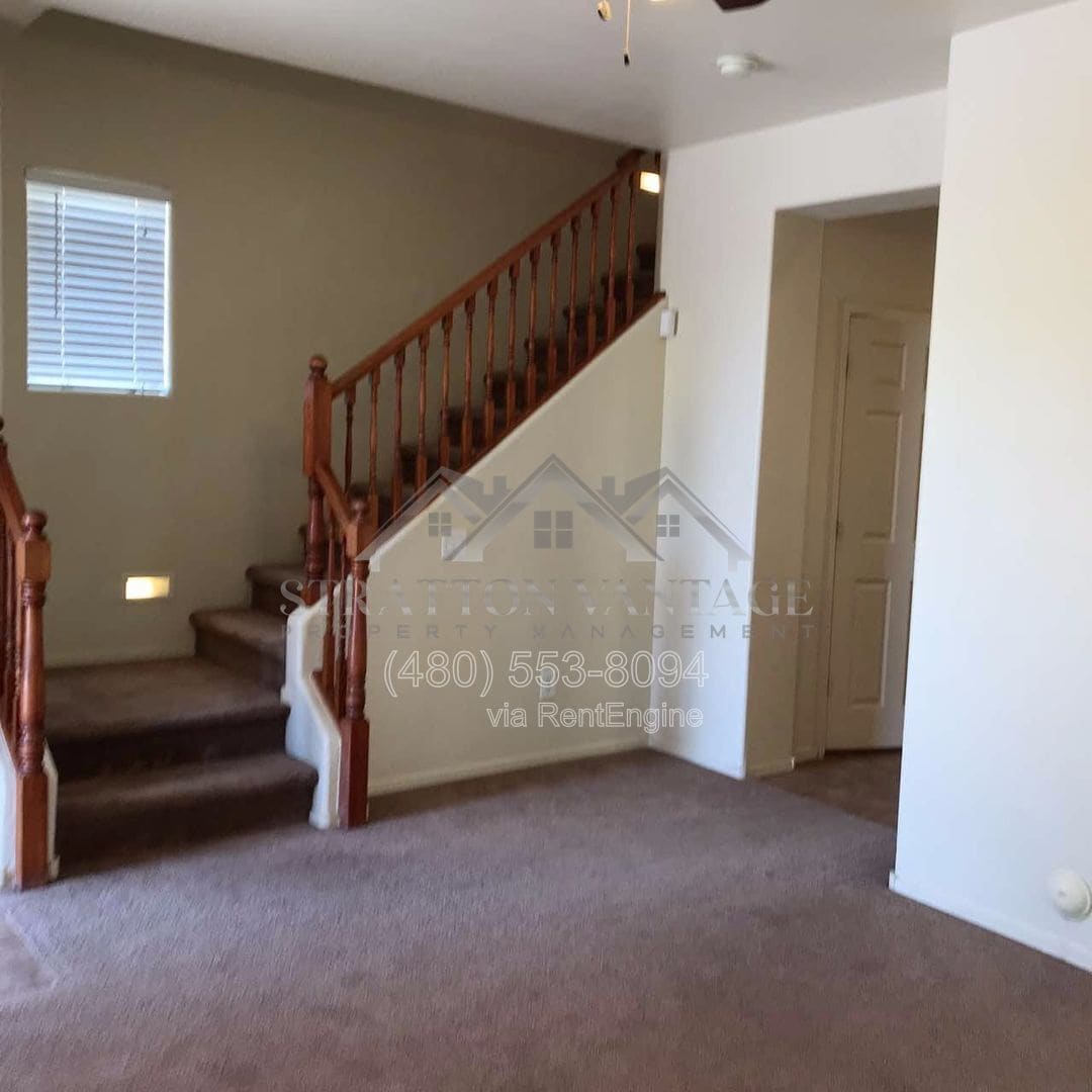 Building Photo - 2919 S 93rd Ave