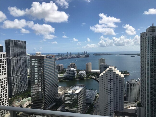 Building Photo - 801 S Miami Ave