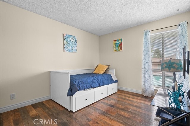 Building Photo - 9558 Swinton Ave