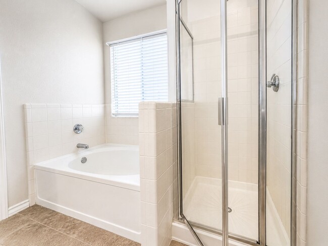 Building Photo - Beautiful 2-story home for lease in a gated community!  North East ISD - 4 Bedrooms / 2.5 Baths