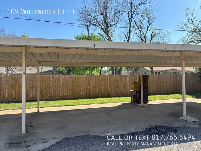 Building Photo - 109 Wildwood Ct