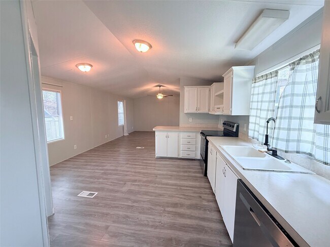 Building Photo - 12738 Pecan Tree Ct