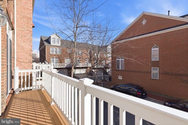 Building Photo - 7996 Reserve Way