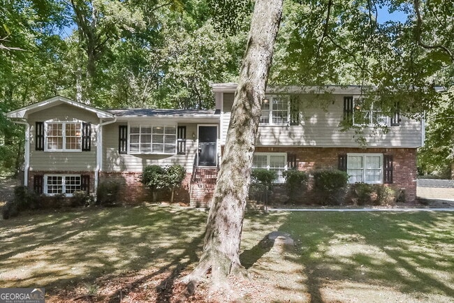 Primary Photo - 737 Mountainbrooke Cir SW