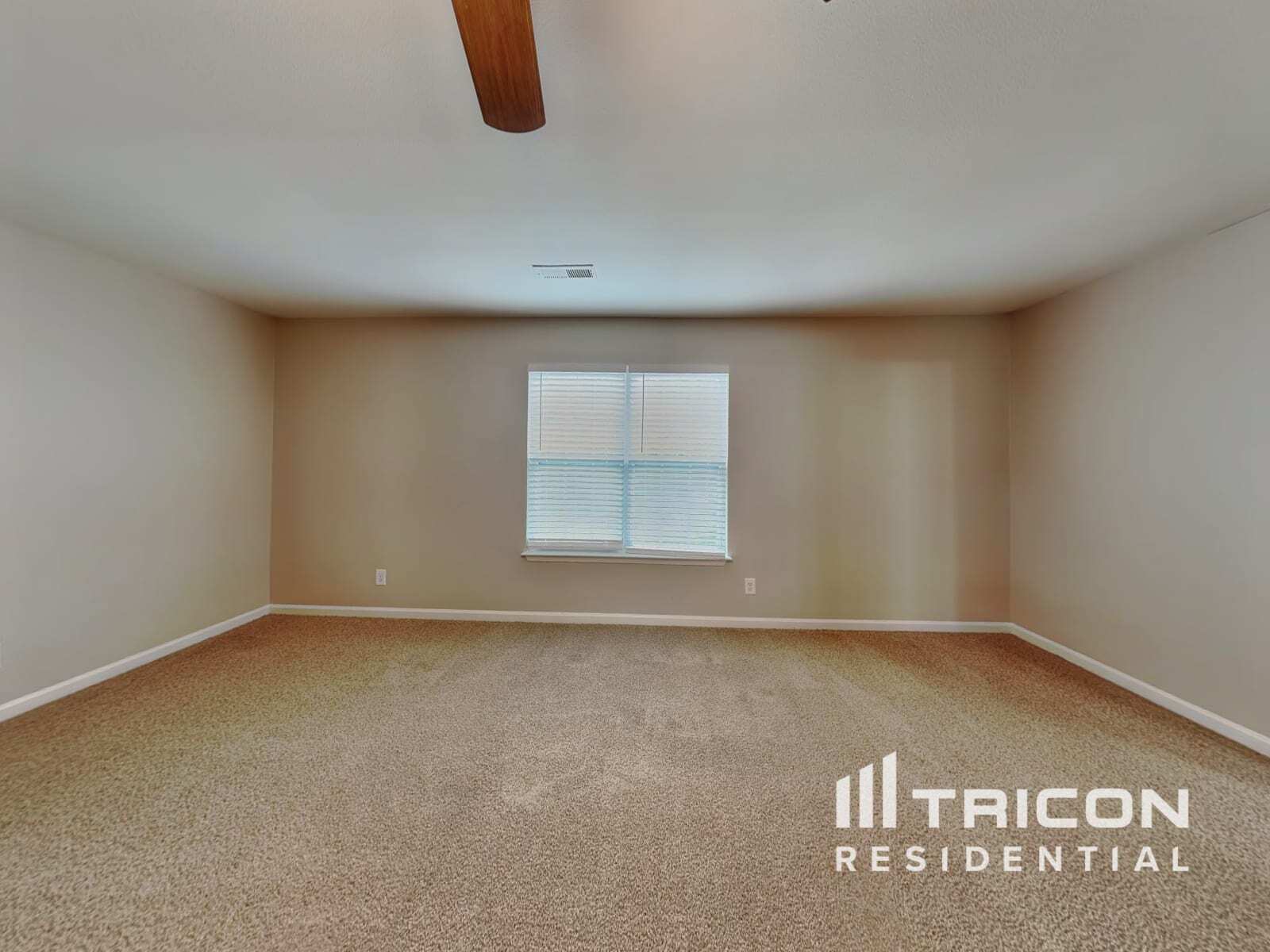 Building Photo - 3504 Whitworth Dr