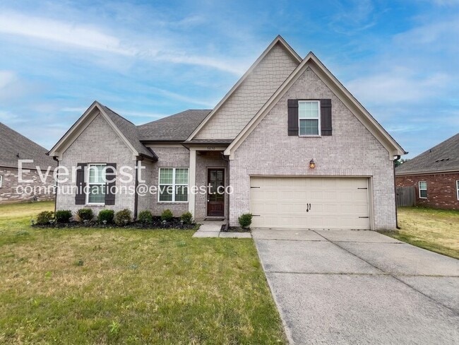 Building Photo - 5670 Matthew Dr