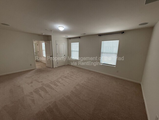 Building Photo - 4670 Wesmar Ct