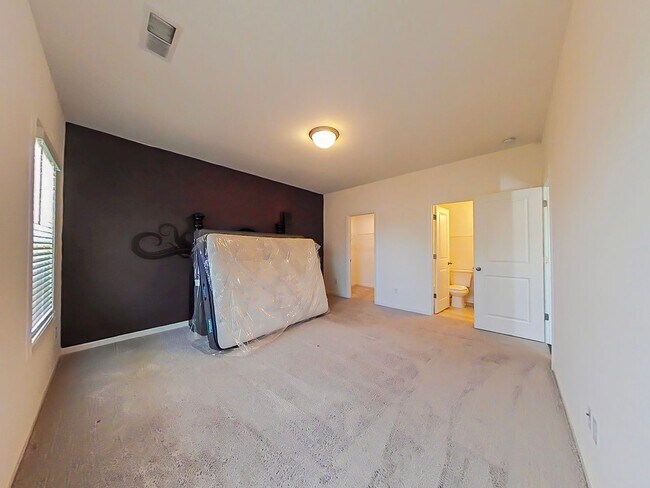 Building Photo - 5 Bedroom Home in Columbia County!